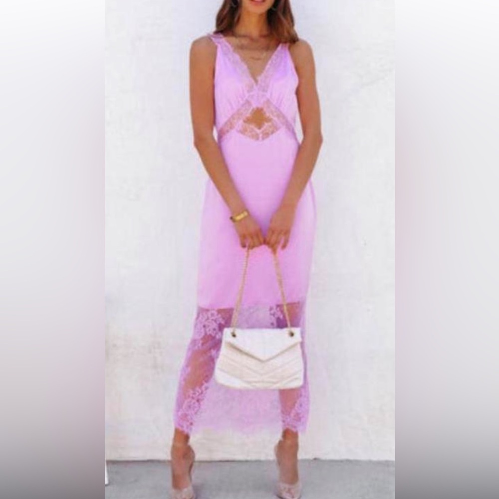 Vici Lavender Lace Midi Dress